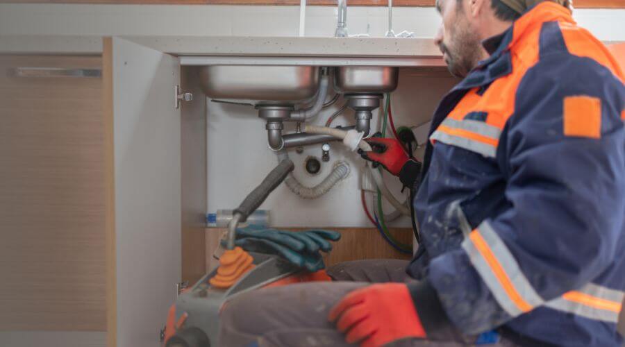 Professional tankless water heater installation services in Many, LA